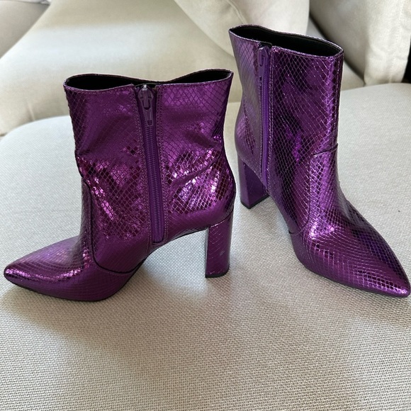 Like New INC Metallic Purple Snakeskin Ankle Boots - Picture 3 of 5